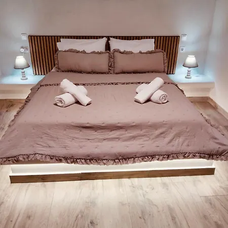 Aggelikas * Tríkeri